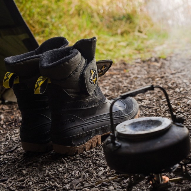 Fleece lined shop boots
